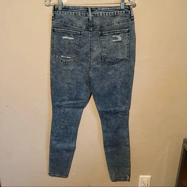 SO Ultimate High Rise Distressed Acid Washed‎ Jeggings - Image 5