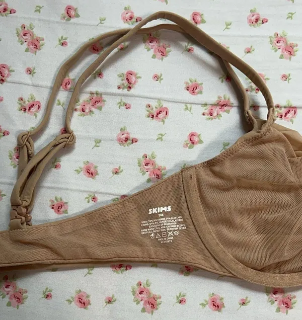 SKIMS Underwire Scoop Bra - Image 3