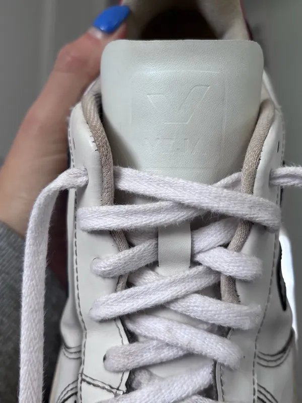 VEJA Women’s Sneakers - Image 2