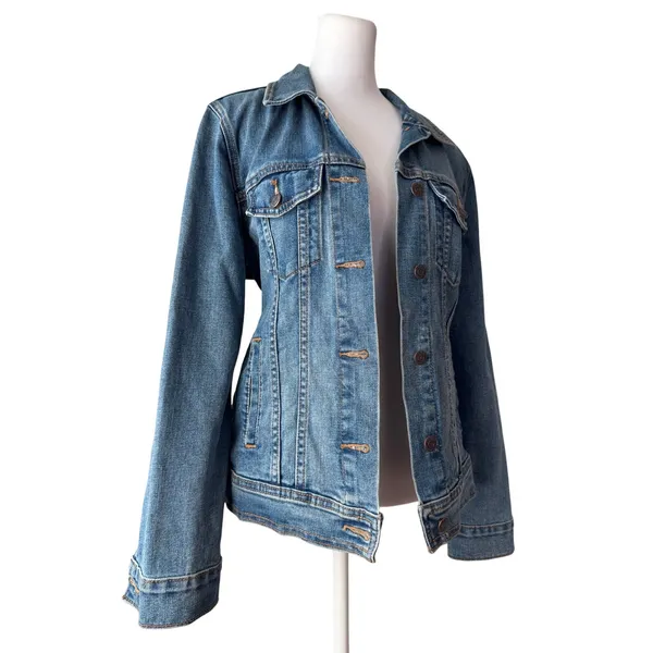 Old Navy Medium Wash Denim Jacket - Image 4