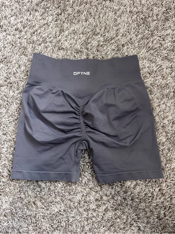 Dyfne dynamic shorts small Gray - Image 5