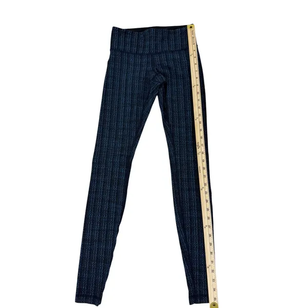 Lululemon Navy Pinstripe Leggings High Rise Size 4 Approx No Size Tag - Image 3