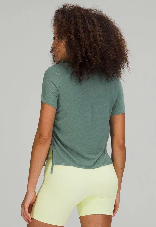 Lululemon T Shirt - Image 2