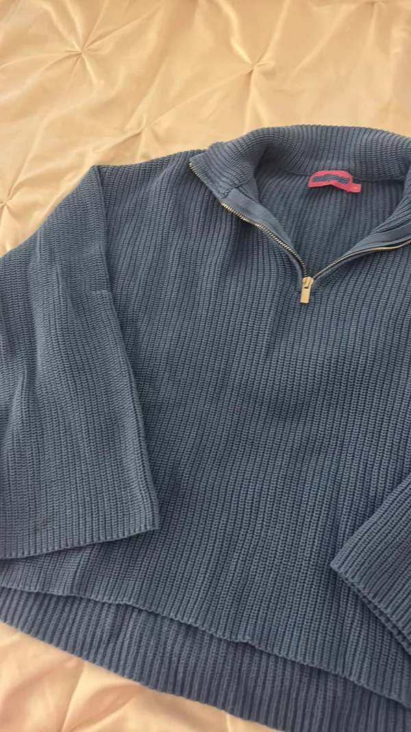Edikted Amour zip blue knit sweater - Image 2