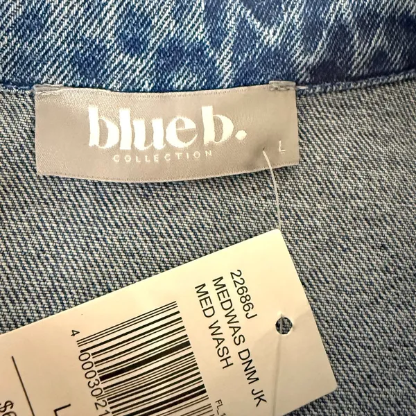*NEW* blue b. Patch Denim Jacket Size L - Image 6