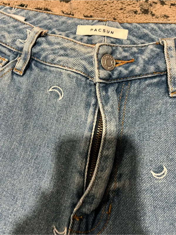PacSun Moon Mom Jeans Size 28 - Image 2