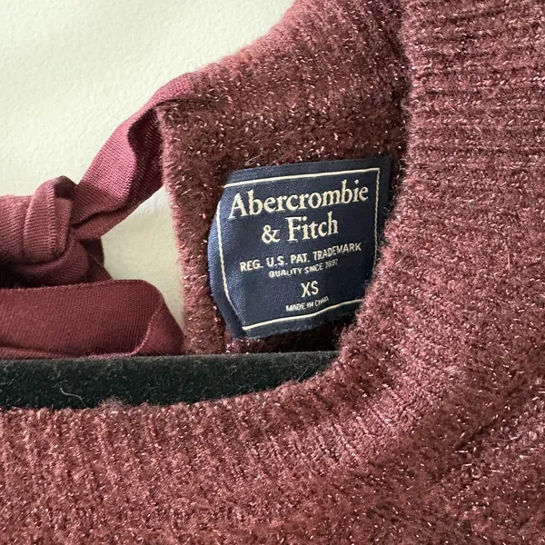 Abercrombie and Fitch Sweater - Image 2