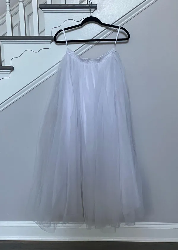 White Tulle Skirt Size Large - Image 3
