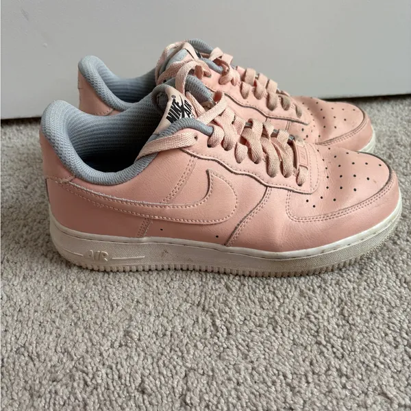Women’s Nike Air Force 1 Blush Pink Sneakers Size: 8 - Image 3