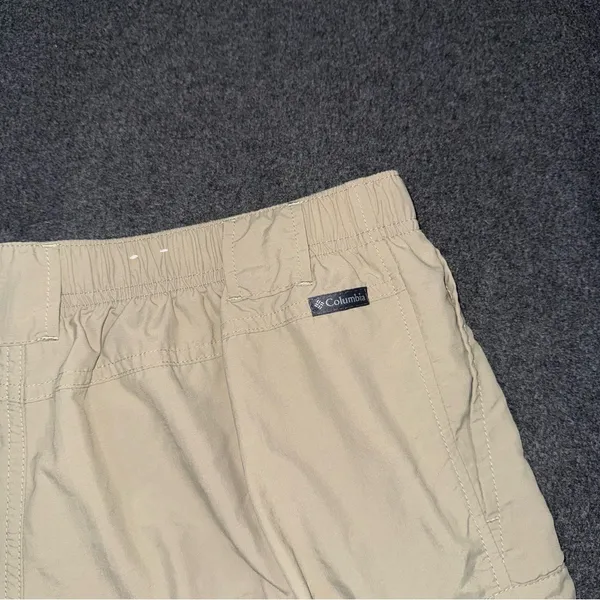 Columbia Sandy River II Cargo Shorts Sz Large Tusk Omni-Shade UPF 30 6” inseam - Image 5