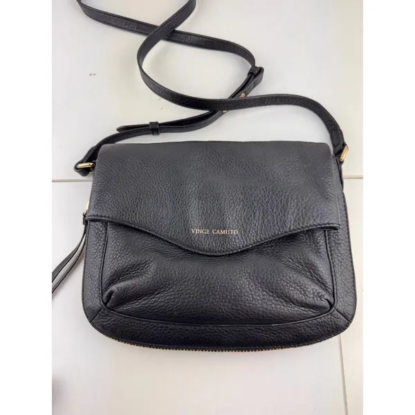 Vince Camuto Black Leather Crossbody Bag Flap Zipper Pocket‎ Adjustable Strap - Image 5