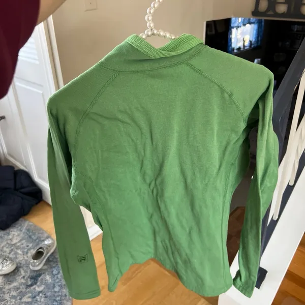 Patagonia women’s green pullover size medium‎ - Image 2