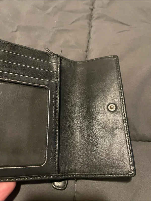 Vintage Coach Black Signature Canvas Trifold Wallet - Image 5