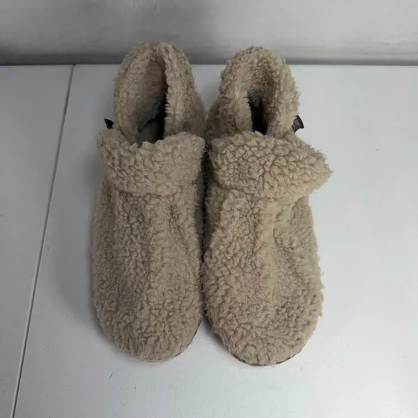 L.L. Bean 7 Cozy Slipper Booties Pile Fleece Comfort Slip On Sherpa Cream Warm - Image 6