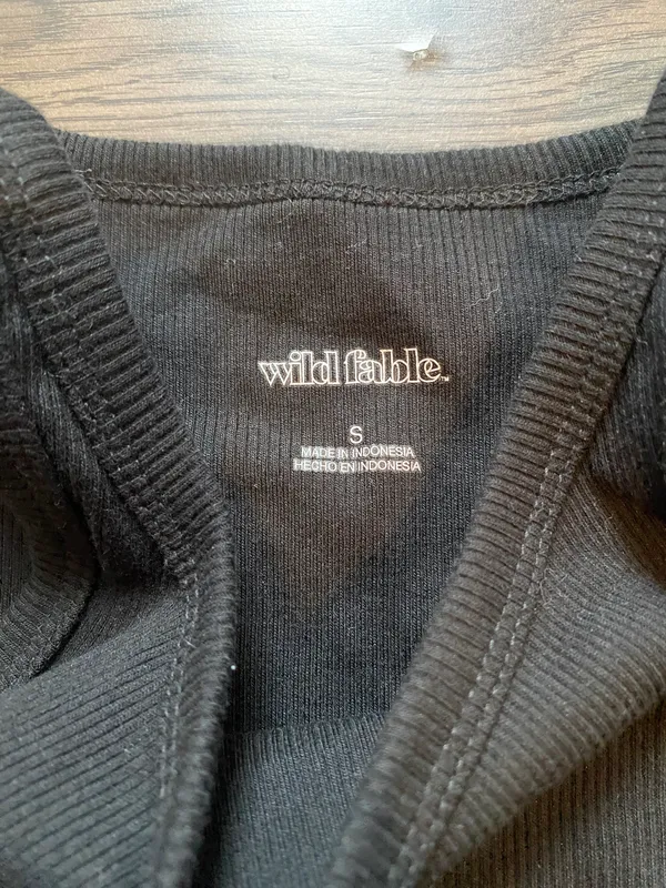 Wild Fable Crop Top - Image 2