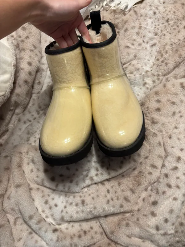UGG Boots - Image 4