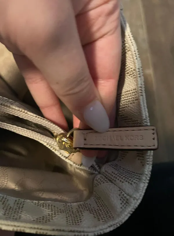 Michael Kors bag - Image 9