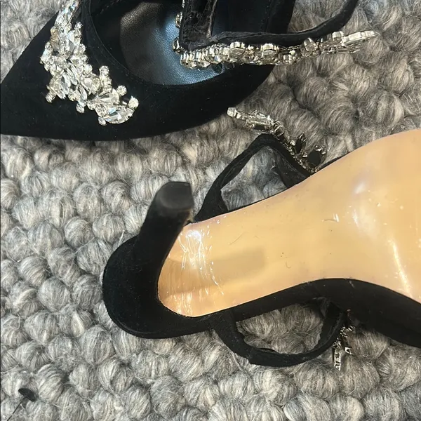 Non Signe Elegant Black Crystal Embellished Slip On Heel Size 7 - Image 10