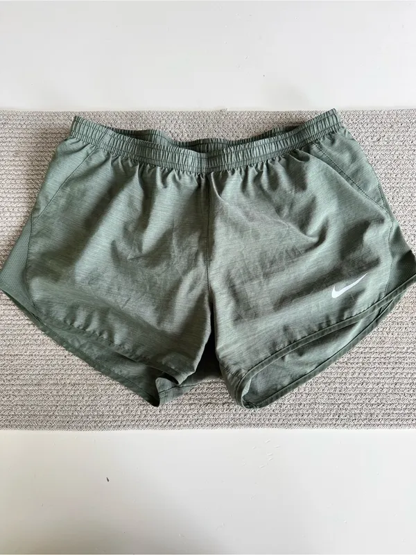 Nike Women's Sage Green Athletic Running Shorts Size Medium - Image 2