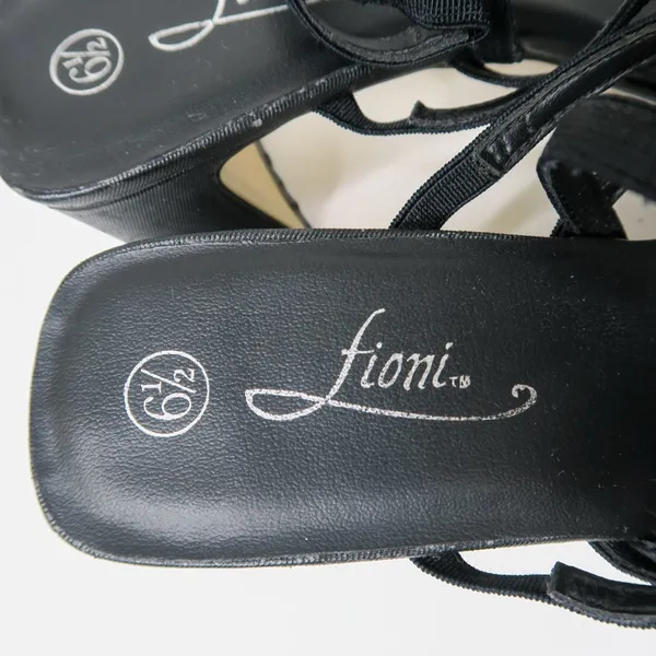 Vintage Y2K Fioni Black Elastic Strappy Heels - Image 12