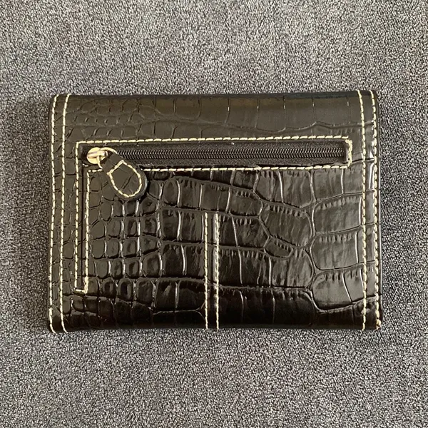Liz Claiborne Black wallet - Image 2