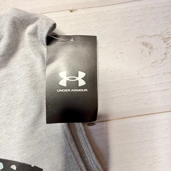 NWT - Under Armour - Women’s Grey Graphic Tank - Size X-Large - Image 3