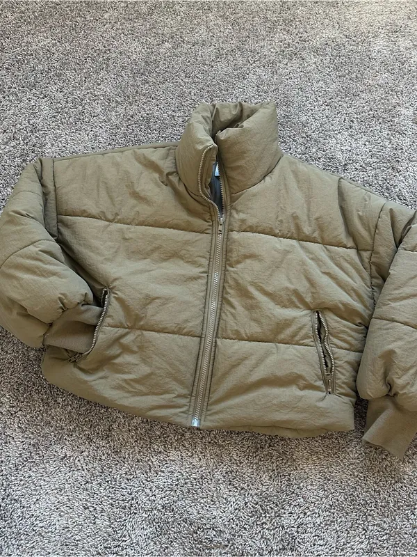 Le Lis Olive Green Quilted Puffer Jacket - Image 2