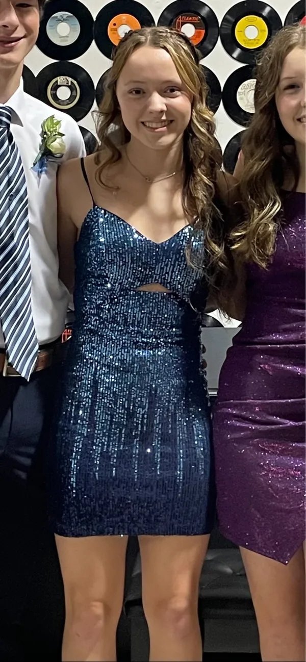 Dillard's Blue Homecoming Dress - Image 3