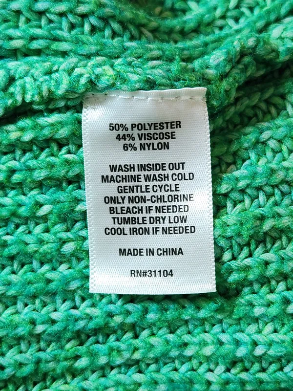 Crown and Ivy Green Relaxed Fit Cable Knit Puffy Sleeve Sweater Size Large - Image 8