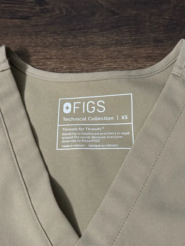FIGS Scrub Top Women’s - Image 3