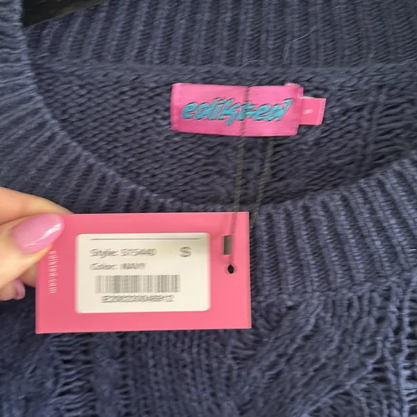 Edikted Gabrielle Cropped Cable‎ Knit Sweater - Image 4