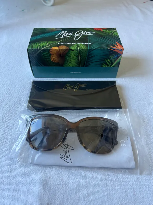 NWT Maui Jim Starfish Translucent Chocolate + Tortoise Frame Sunglasses w/ Trifold Case - Image 5