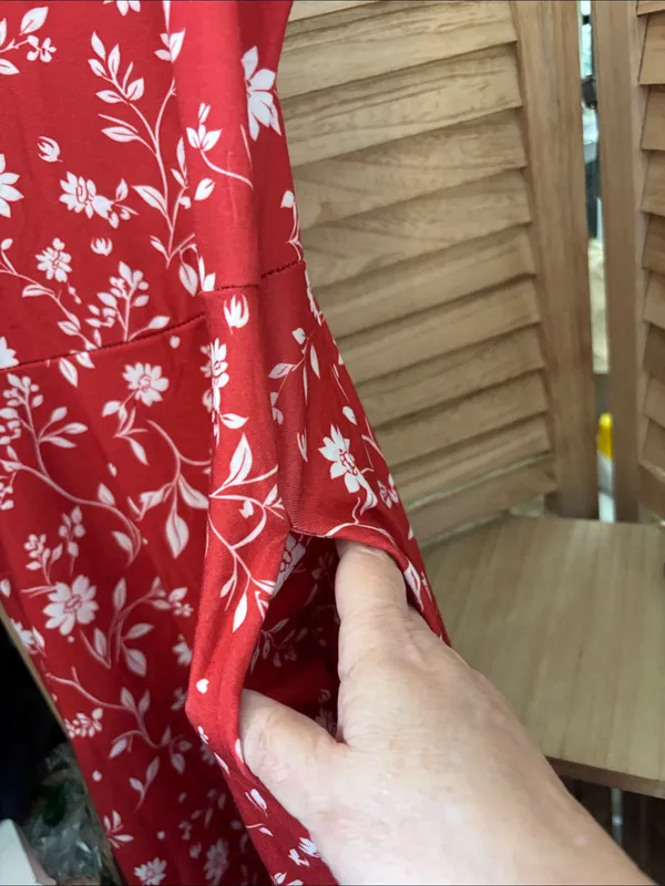 Red Floral Spaghetti - Image 2