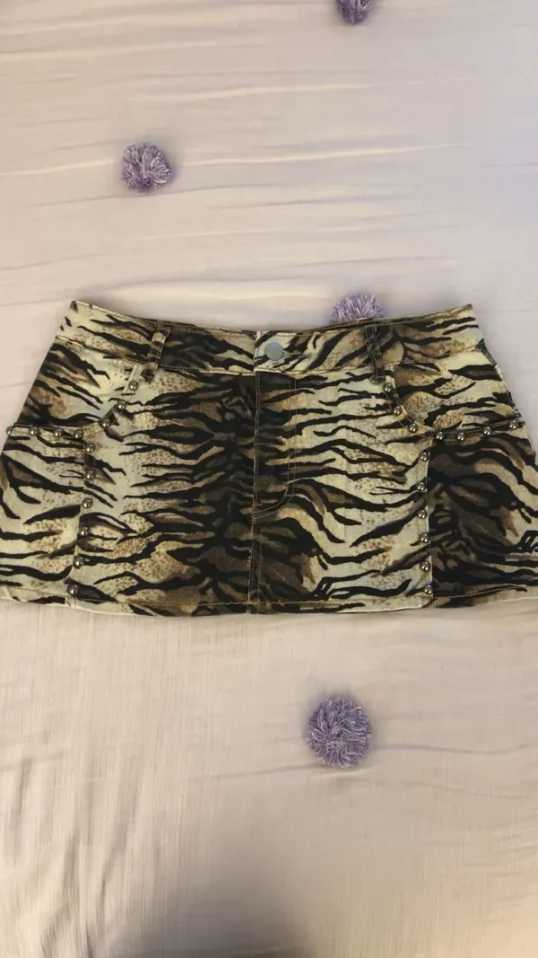 Amazon mini skirt  - Image 4