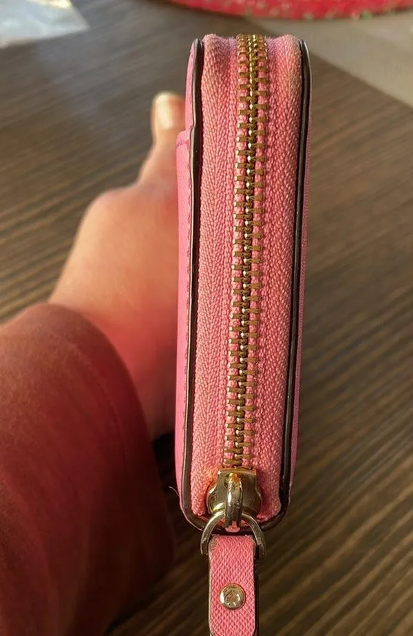 Kate Spade Zippy Wallet - Image 5