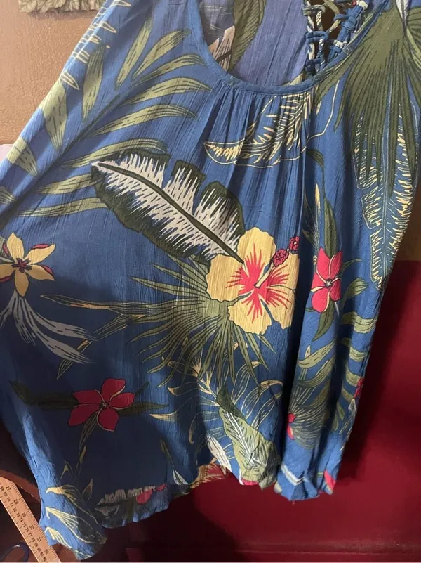 NWT Lagaci size M lace up from swing sundress beach coverup tropical. - Image 4