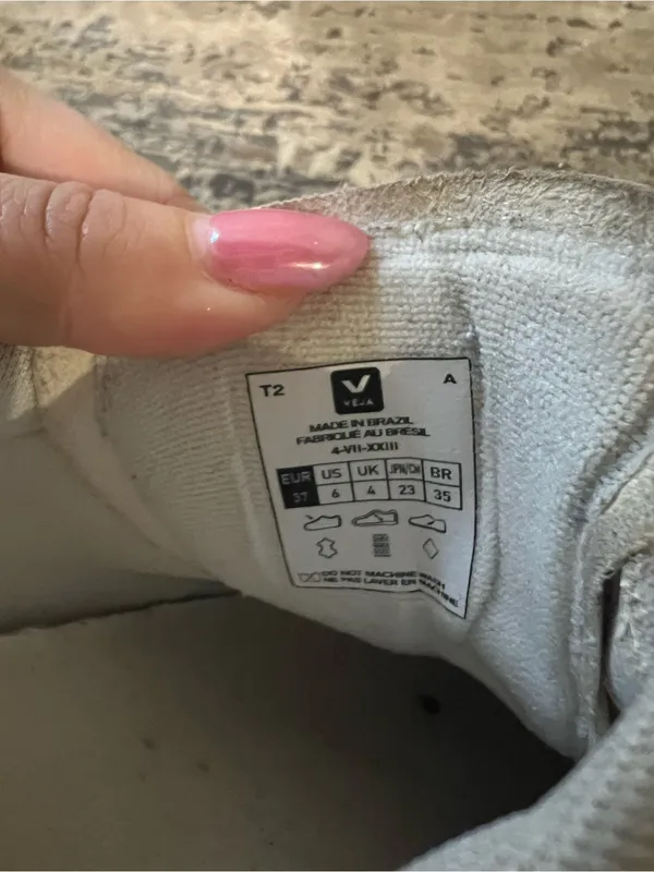 Veja White Sneakers Size 6 US - Image 9