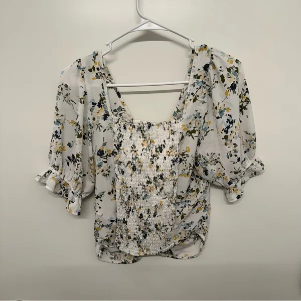 Abercrombie & Fitch Floral Cropped Top - Image 5