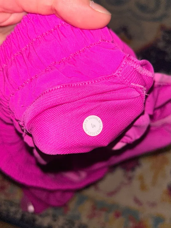 Hotty Hot Lululemon Shorts 4" - Image 5