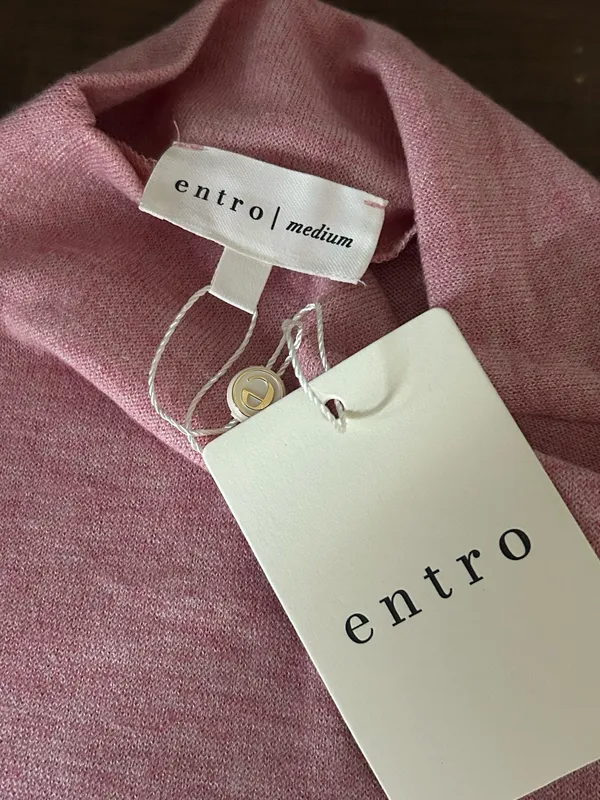 Entro Sweet Like Honey Light Pink Blouse size Medium NWT  - Image 6