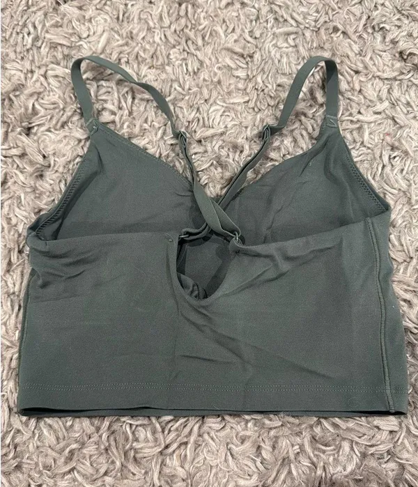 Aerie tank top with built in bra - Image 2