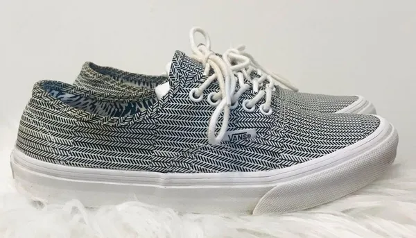 VANS TC6D Black & White Geometric Chevron Pattern sz 8 - Image 2