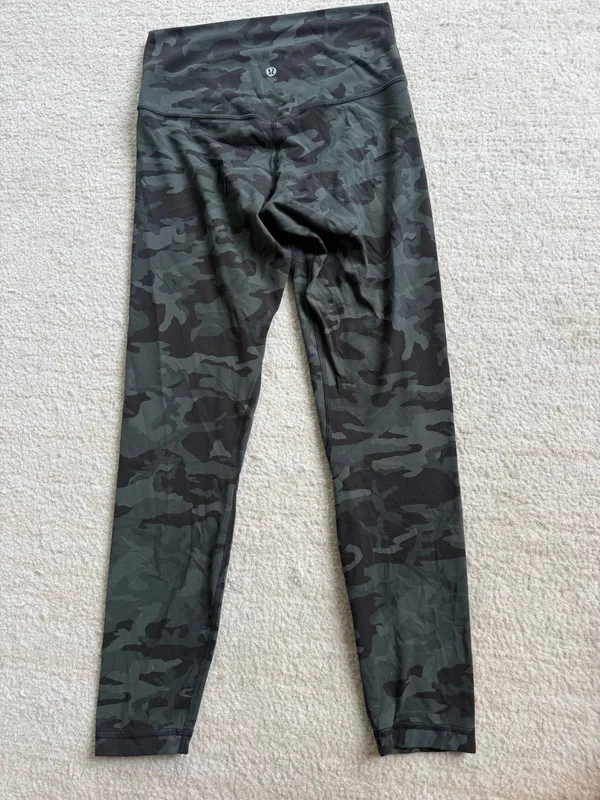 Lululemon Leggings Camo - Image 2