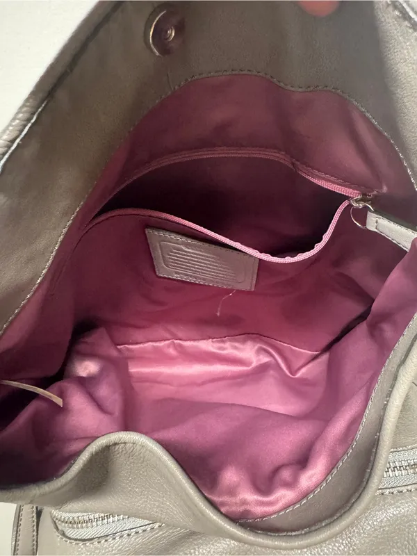 Coach Signature Jacquard Gray Hobo Bag with hangtags - Image 10