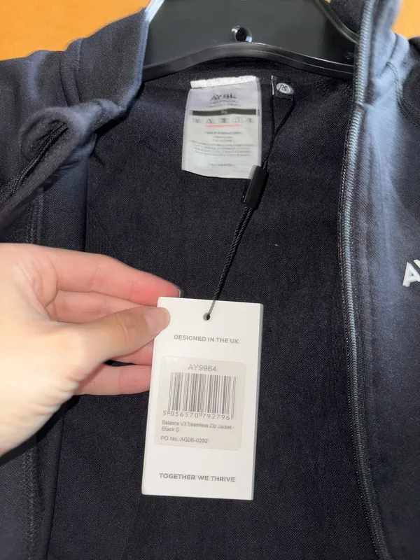 AYBL balance V3 Zip Jacket - Image 3