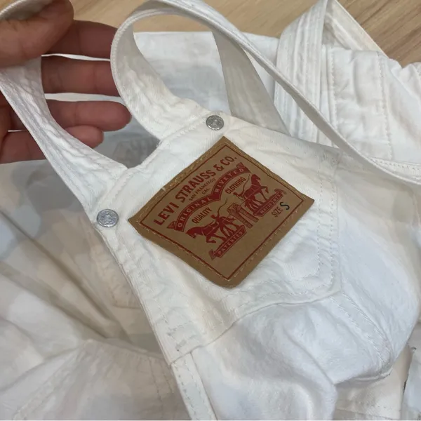 Levi’s White denim overall dress Sz S with pockets #denimdress - Image 4