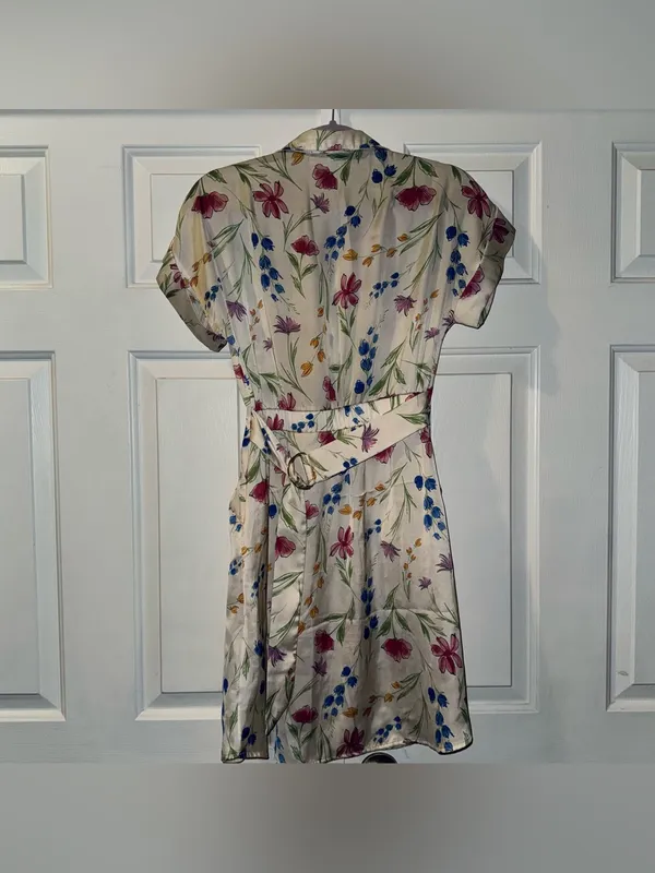 French Connection Women's Cream White Floral Print Short Sleeve Dress Small - Image 3