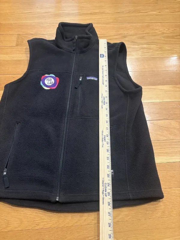 Patagonia Size Medium (M) Patagonia Women's Gray Fleece Full Zip Vest with Hub L - Image 5