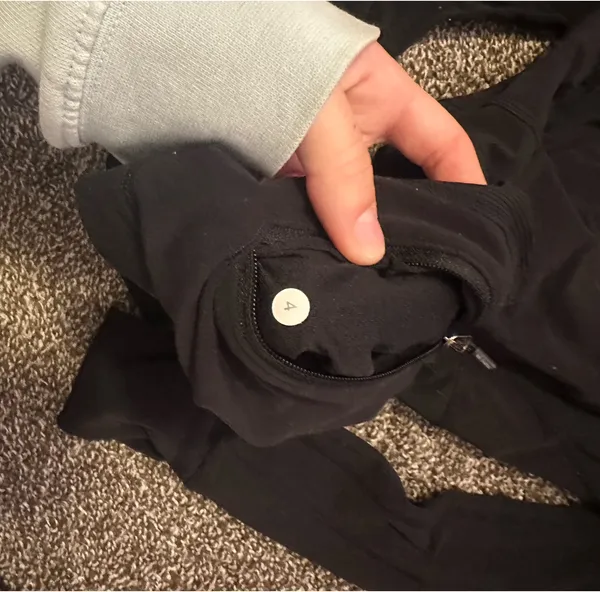 Lululemon Long Sleeve - Image 4