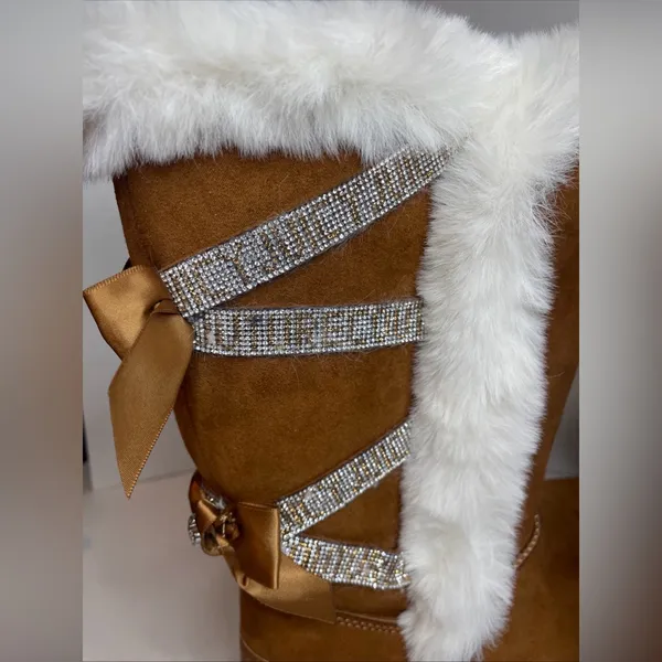 Juicy Couture Kaori Boots Faux Suede Fur Lined Tan/Chestnut Size 9. Ribbons Bows - Image 5